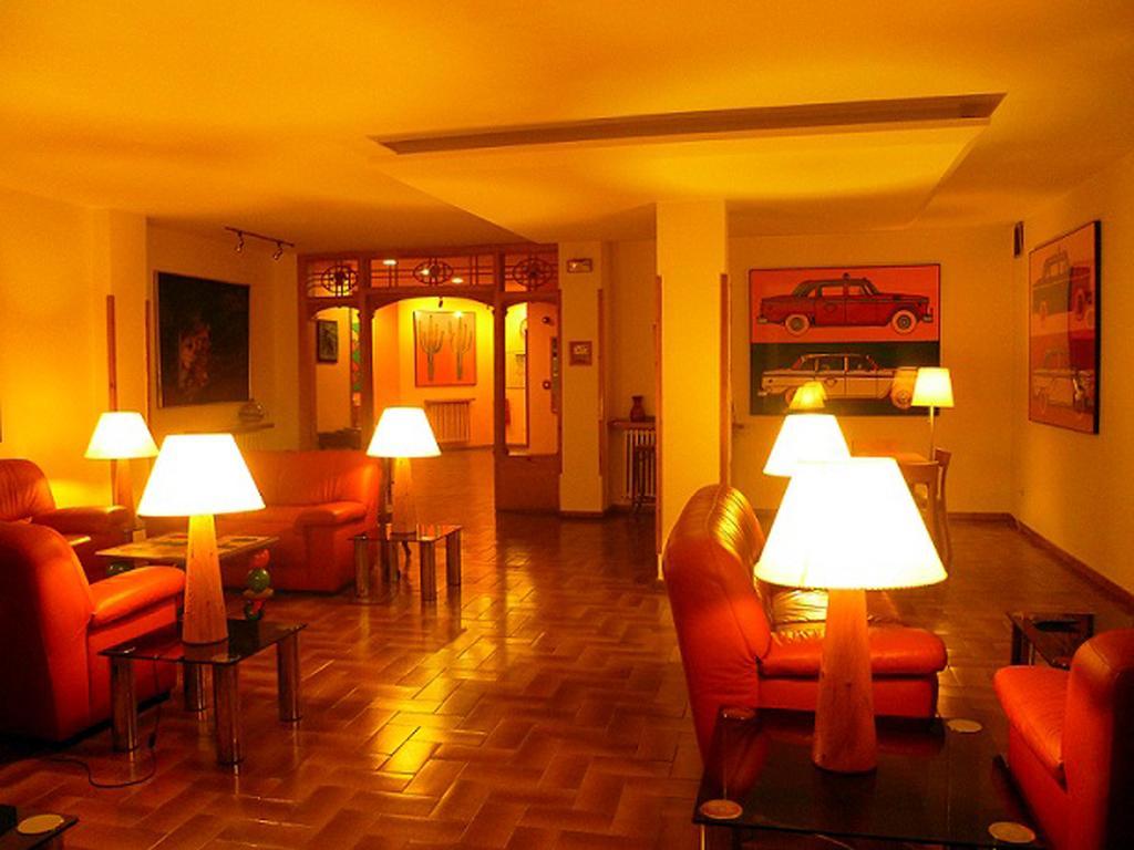 Hotel Pradas Jaca Zewnętrze zdjęcie
